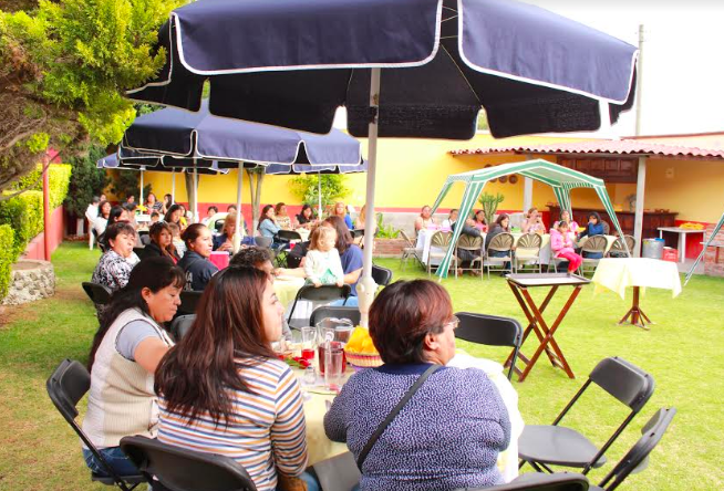 Celebran día de las madres policías en Tetla